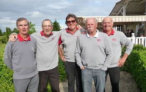 de gauche à droite
Alain, Jean Claude, Michel, François et Jean Pierre